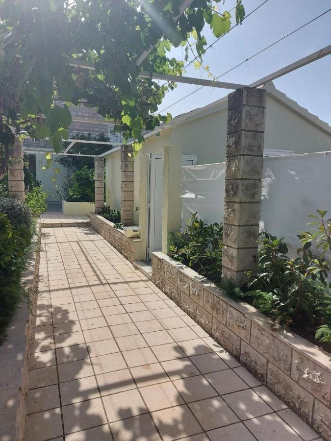 Apartman Lucija Корчула Экстерьер фото